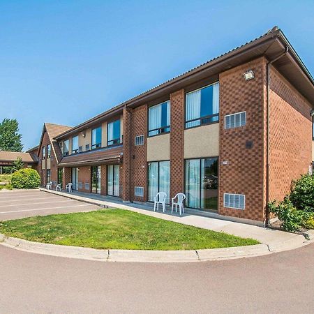 Comfort Inn East Moncton Bagian luar foto