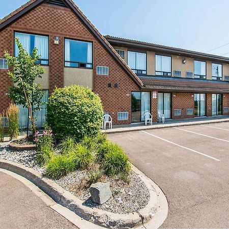 Comfort Inn East Moncton Bagian luar foto