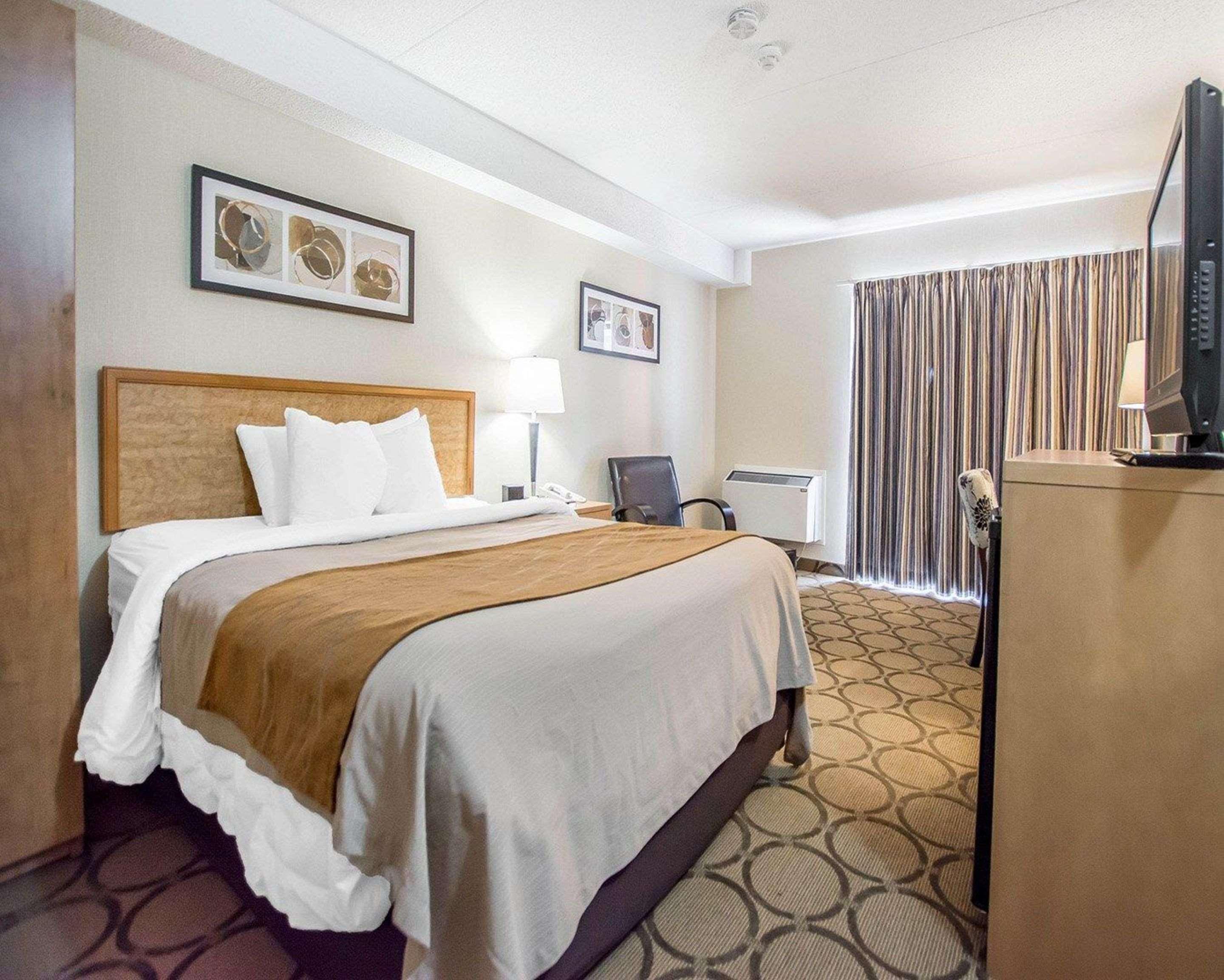 Comfort Inn East Moncton Bagian luar foto