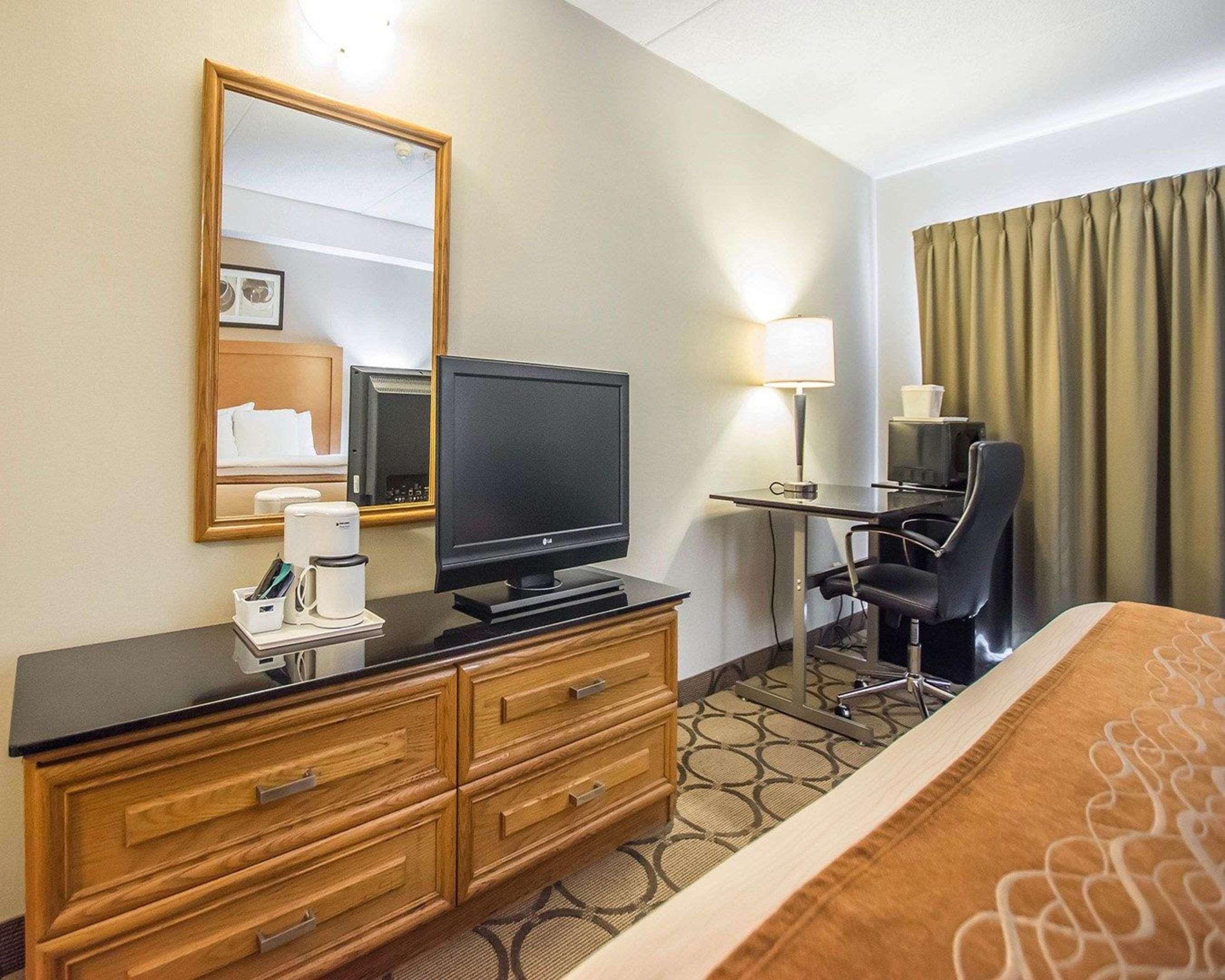 Comfort Inn East Moncton Bagian luar foto