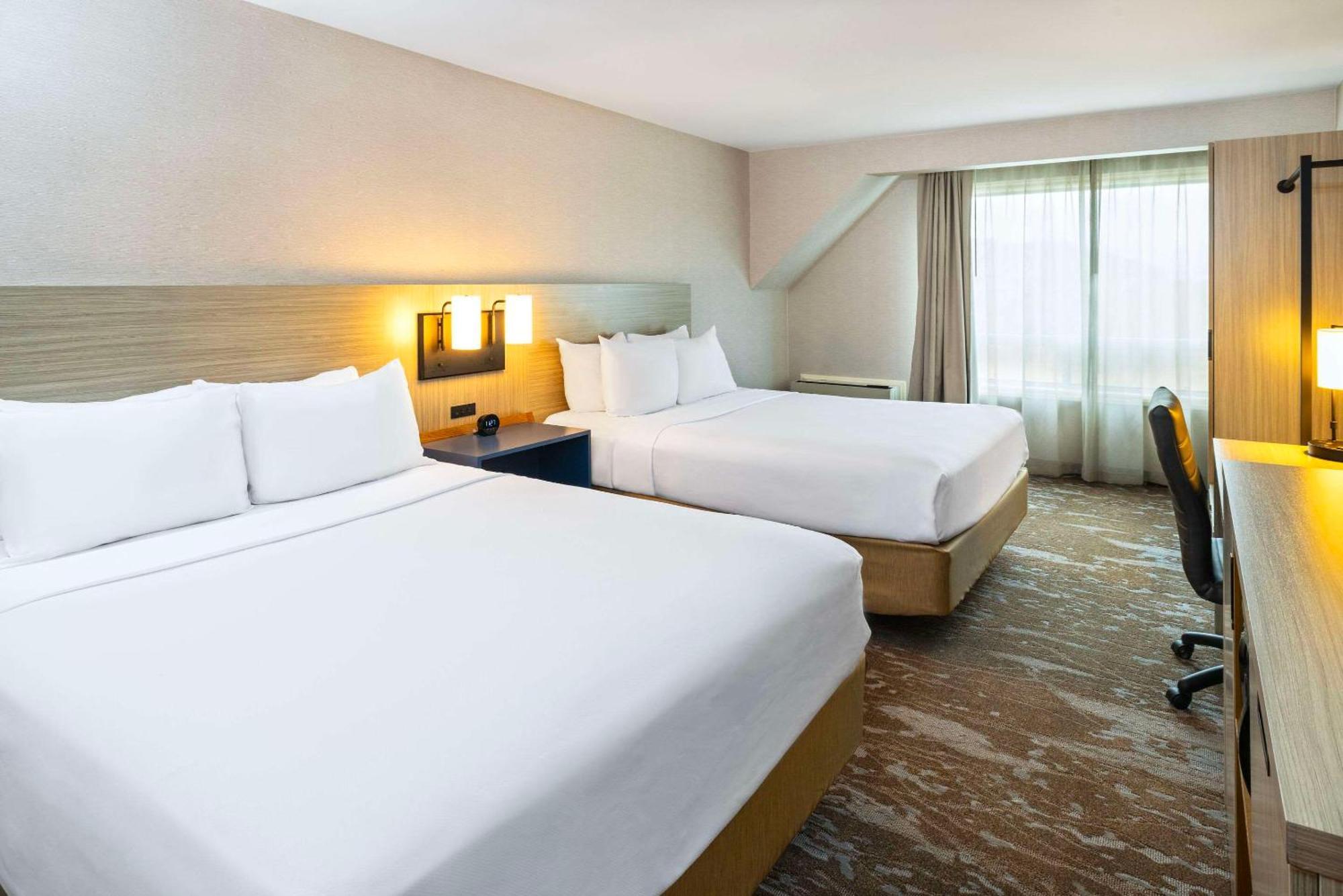 Comfort Inn East Moncton Bagian luar foto