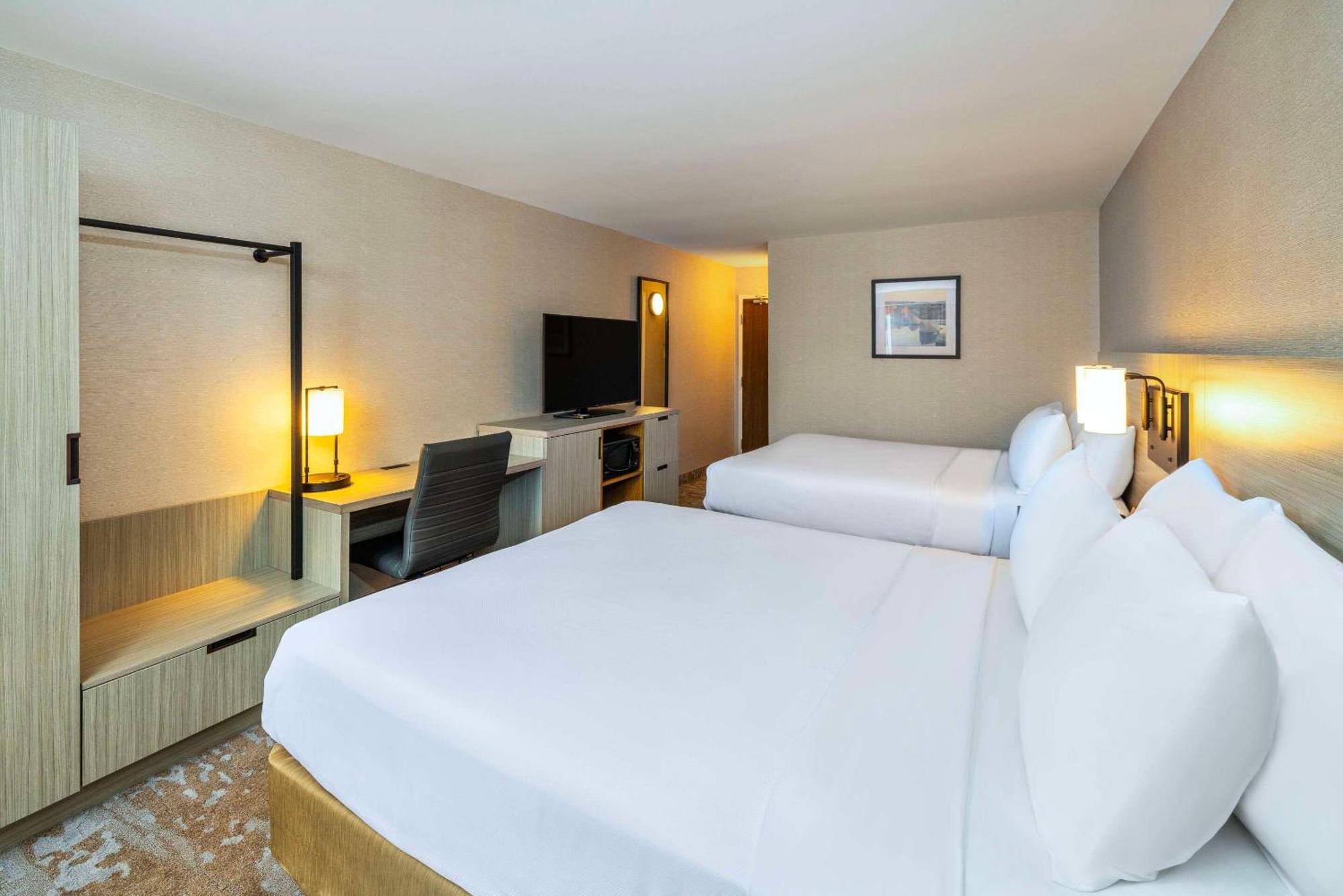 Comfort Inn East Moncton Bagian luar foto